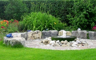 Gartengestaltung Teichbau Wasserspiel